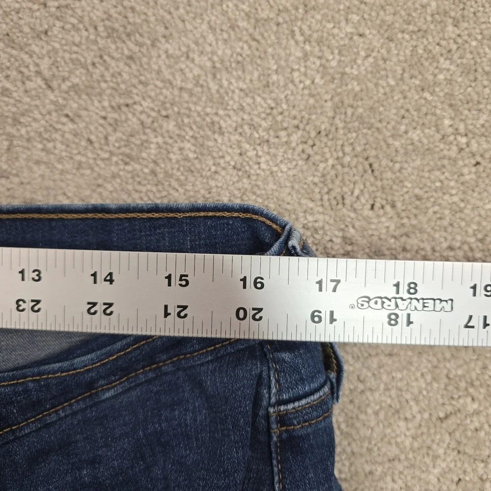 Levi's Mid Length Women's‎ Jean Shorts Size 33 Blue Cuffed Distressed